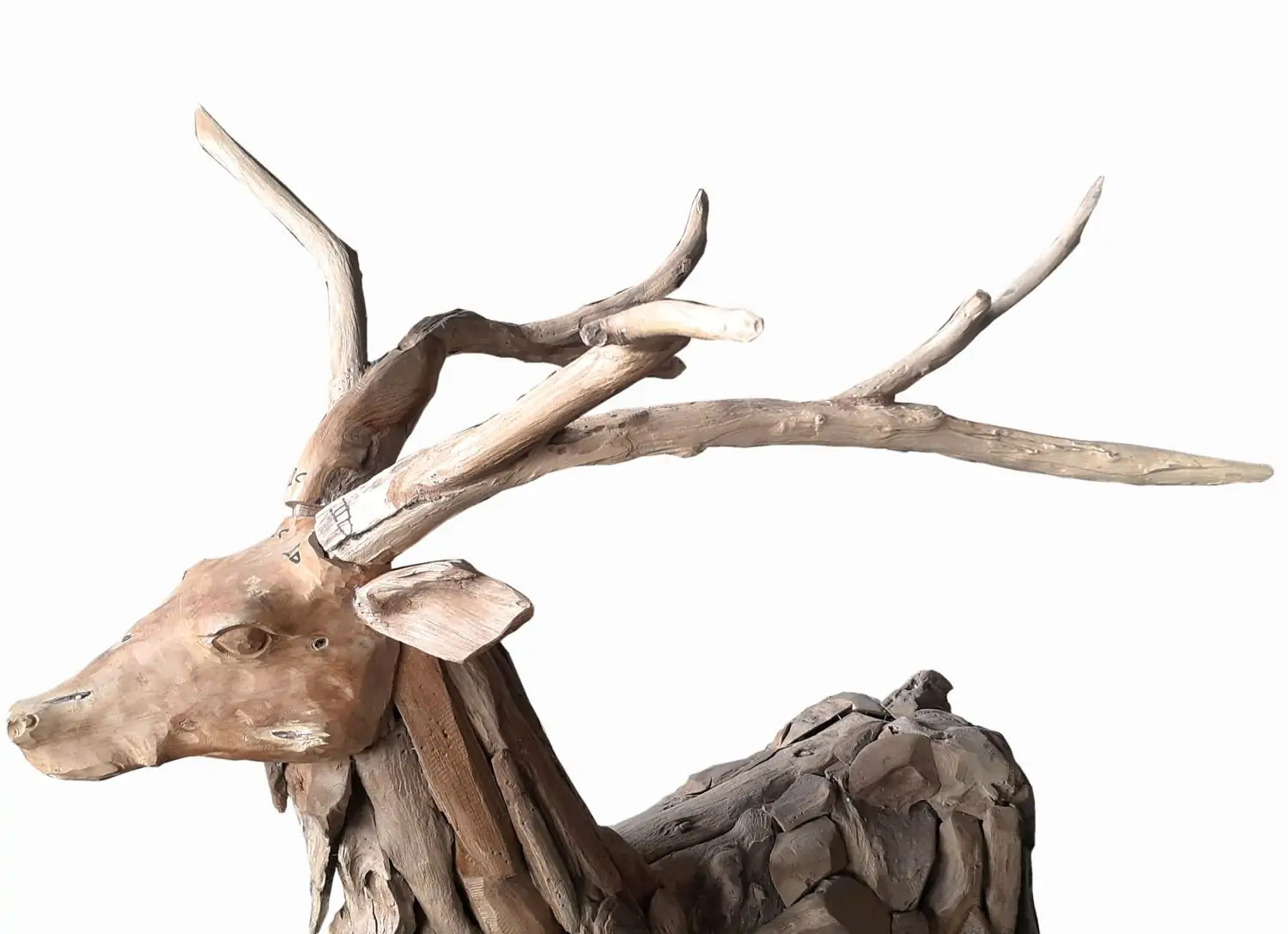  Product image 2 of the product “Standing Deer, the horns can be removed. About 120cm length and 140cm height . ”